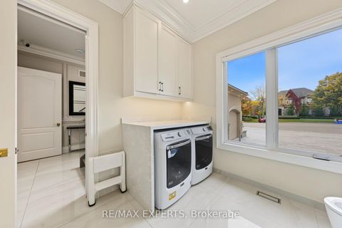 Photo 14 at 33 Highland Creek Court, Kleinburg, Vaughan