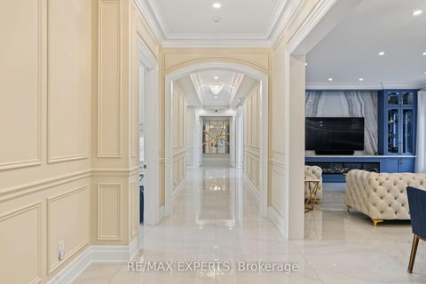 Photo 26 at 33 Highland Creek Court, Kleinburg, Vaughan