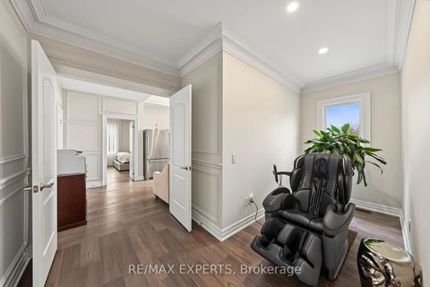 Photo 33 at 33 Highland Creek Court, Kleinburg, Vaughan