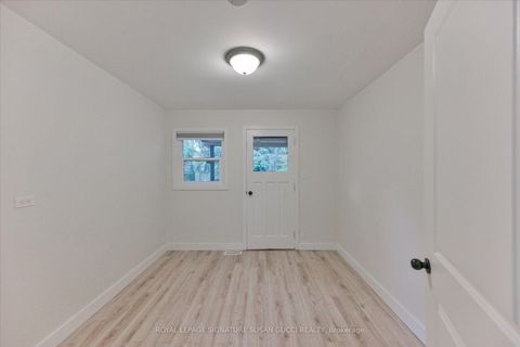 Photo 11 at 233 Cedarvale Avenue, Lumsden, Toronto