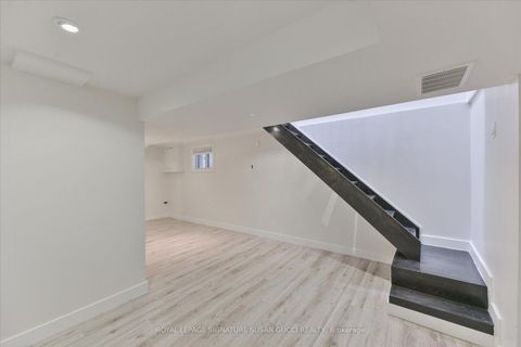 Photo 15 at 233 Cedarvale Avenue, Lumsden, Toronto