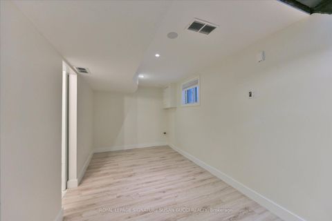 Photo 19 at 233 Cedarvale Avenue, Lumsden, Toronto