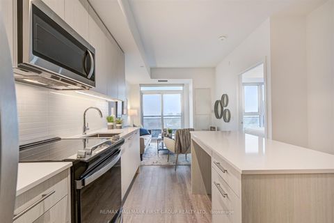 Photo 3 at 1017 - 286 Main Street, Danforth, Toronto