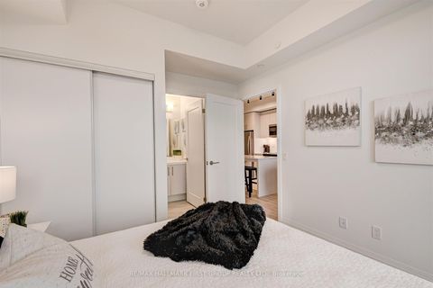 Photo 12 at 1017 - 286 Main Street, Danforth, Toronto