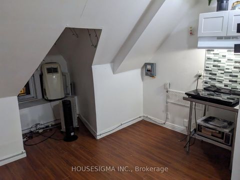 Photo 13 at 888 Dundas Street E, South Riverdale, Toronto