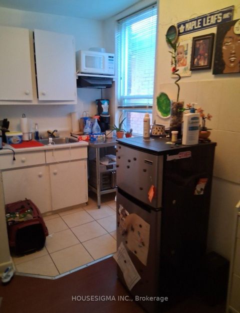 Photo 17 at 888 Dundas Street E, South Riverdale, Toronto