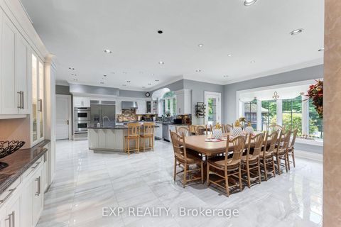 Photo 11 at 65 Offord Crescent, Bayview Southeast, Aurora