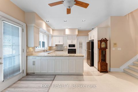 Photo 20 at 65 Offord Crescent, Bayview Southeast, Aurora