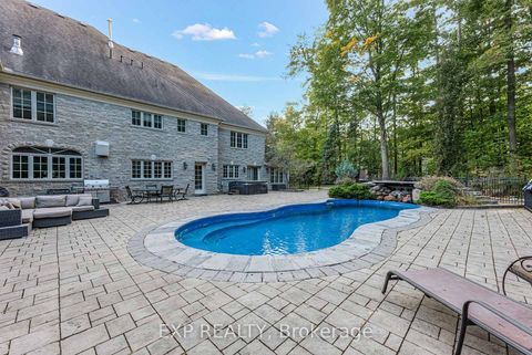 Photo 46 at 65 Offord Crescent, Bayview Southeast, Aurora