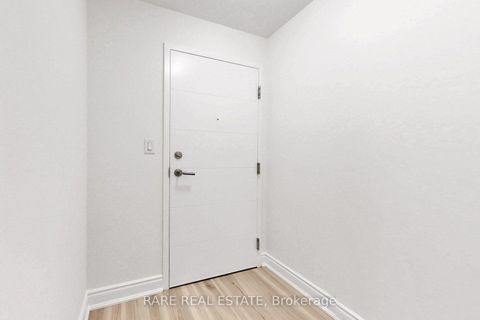 Photo 5 at 512 - 400 Adelaide Street E, Moss Park, Toronto