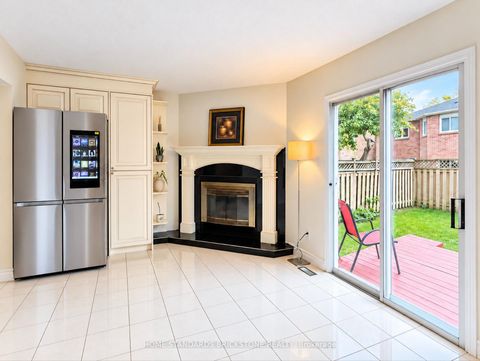 Photo 6 at 171 Brownridge Drive, Brownridge, Vaughan
