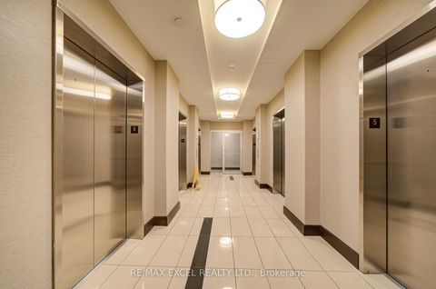 Photo 4 at 503 - 386 Yonge Street, Bay Street Corridor, Toronto