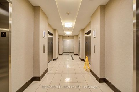 Photo 5 at 503 - 386 Yonge Street, Bay Street Corridor, Toronto
