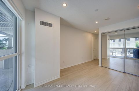 Photo 36 at 503 - 386 Yonge Street, Bay Street Corridor, Toronto