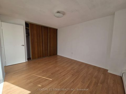 Photo 8 at 510 - 270 Palmdale Drive, Sullivan, Toronto