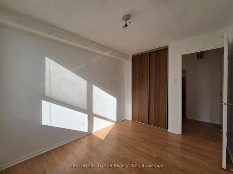 Photo 11 at 510 - 270 Palmdale Drive, Sullivan, Toronto