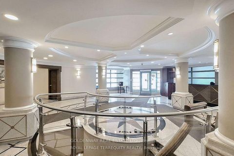 Photo 3 at 402 - 18 Pemberton Avenue, Newtonbrook East, Toronto