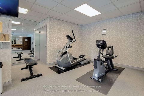 Photo 19 at 402 - 18 Pemberton Avenue, Newtonbrook East, Toronto