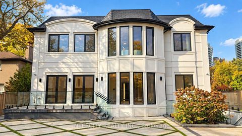 Photo 3 at 1 Silvergrove Road, Windfields, Toronto
