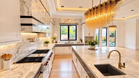 Photo 8 at 1 Silvergrove Road, Windfields, Toronto