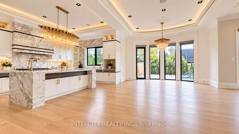 Photo 9 at 1 Silvergrove Road, Windfields, Toronto
