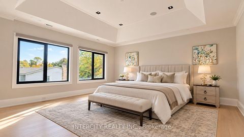 Photo 15 at 1 Silvergrove Road, Windfields, Toronto