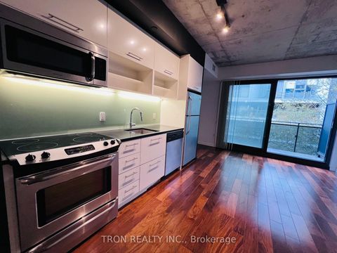 Photo 8 at 526 - 47 Lower River Street, Moss Park, Toronto