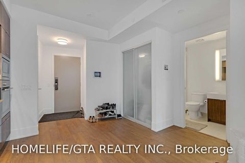 Photo 3 at 3202 - 10 York Street, Waterfront Communities C1, Toronto