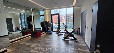 Photo 17 at 1711 - 8 Eglinton Avenue E, Mount Pleasant West, Toronto