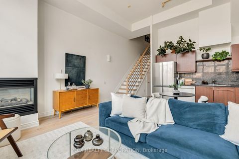 Photo 11 at 410 - 437 Roncesvalles Avenue, Roncesvalles, Toronto