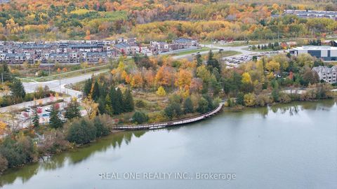 Photo 3 at 26 Capelle Street, Oak Ridges Lake Wilcox, Richmond Hill