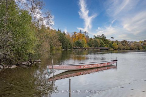 Photo 25 at 26 Capelle Street, Oak Ridges Lake Wilcox, Richmond Hill