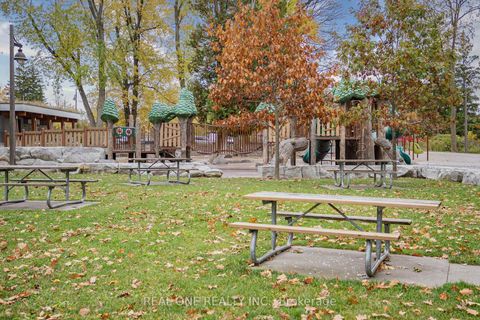 Photo 32 at 26 Capelle Street, Oak Ridges Lake Wilcox, Richmond Hill