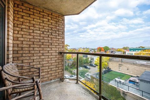 Photo 23 at #505 - 140 Bathurst Street, Niagara, Toronto
