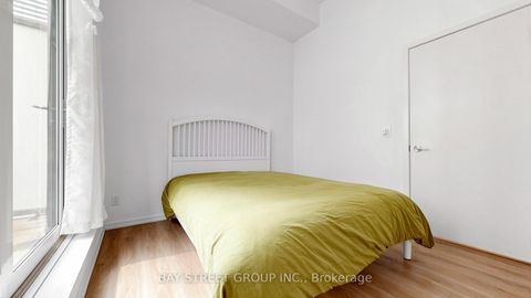 Photo 15 at 311 - 75 St Nicholas Street, Bay Street Corridor, Toronto