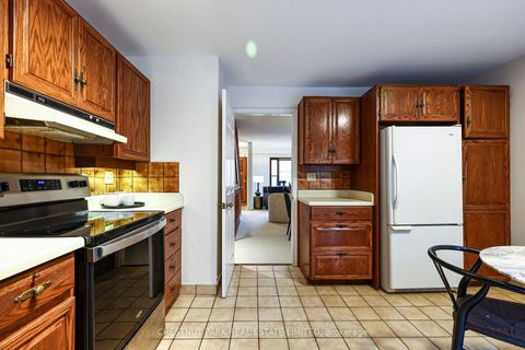 Photo 18 at 714 Merton Street, Mount Pleasant East, Toronto