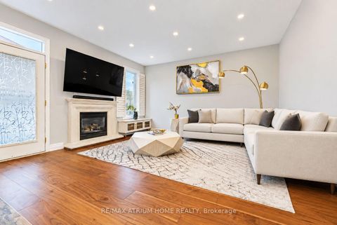 Photo 18 at 56 Capera Drive, Vellore Village, Vaughan