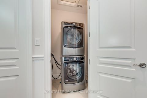 Photo 29 at 39 Foxwarren Drive, Bayview Village, Toronto