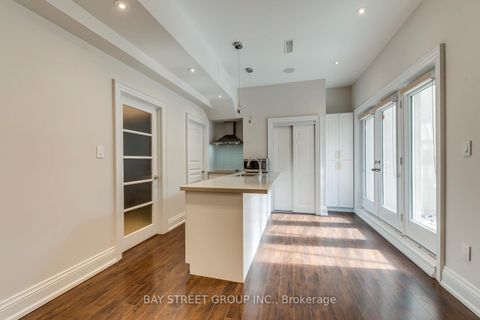 Photo 31 at 39 Foxwarren Drive, Bayview Village, Toronto