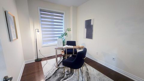 Photo 7 at 61 Magdalan Crescent, Jefferson, Richmond Hill