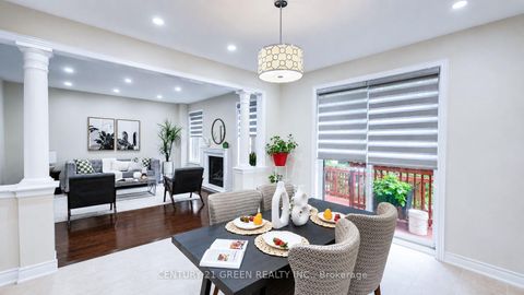 Photo 14 at 61 Magdalan Crescent, Jefferson, Richmond Hill