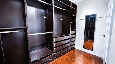 Photo 24 at 61 Magdalan Crescent, Jefferson, Richmond Hill