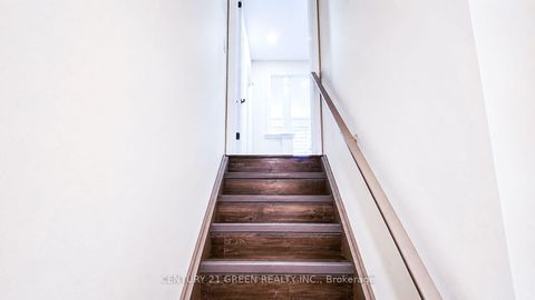Photo 34 at 61 Magdalan Crescent, Jefferson, Richmond Hill