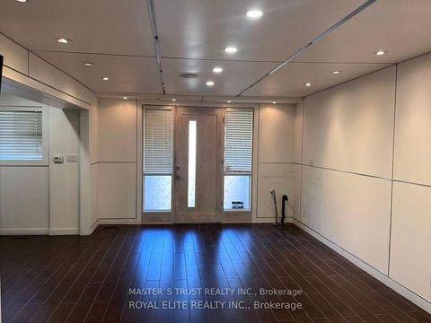 Photo 2 at 89 Finch Avenue E, Willowdale East, Toronto