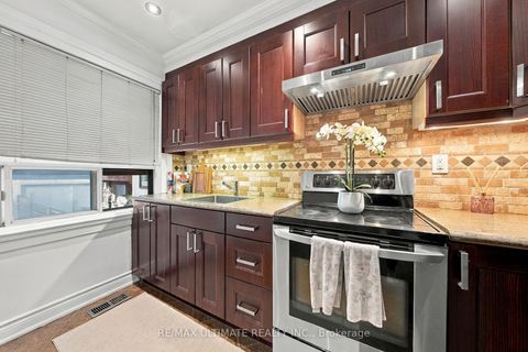 Photo 6 at 372 Blackthorn Avenue, Eglinton West, Toronto