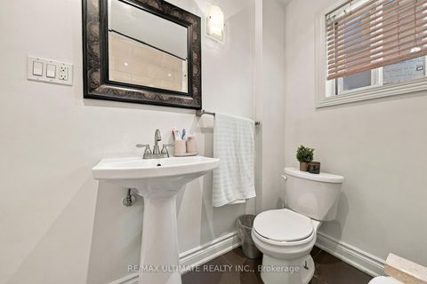 Photo 8 at 372 Blackthorn Avenue, Eglinton West, Toronto