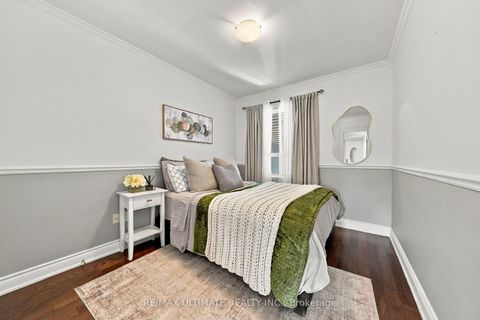 Photo 9 at 372 Blackthorn Avenue, Eglinton West, Toronto