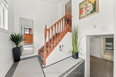 Photo 13 at 372 Blackthorn Avenue, Eglinton West, Toronto
