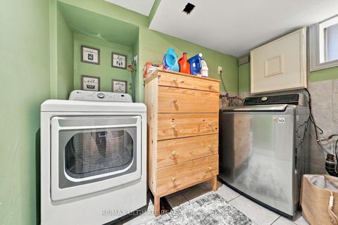 Photo 18 at 372 Blackthorn Avenue, Eglinton West, Toronto