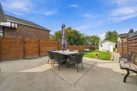 Photo 20 at 372 Blackthorn Avenue, Eglinton West, Toronto
